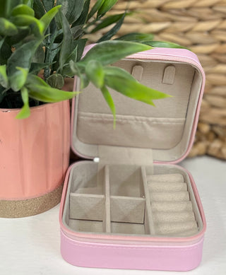 Elegant Escape Jewelry Box
